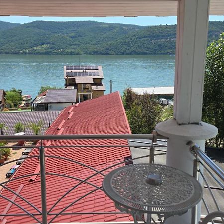 Casa Marina Ξενοδοχείο Ieşelniţa Εξωτερικό φωτογραφία
