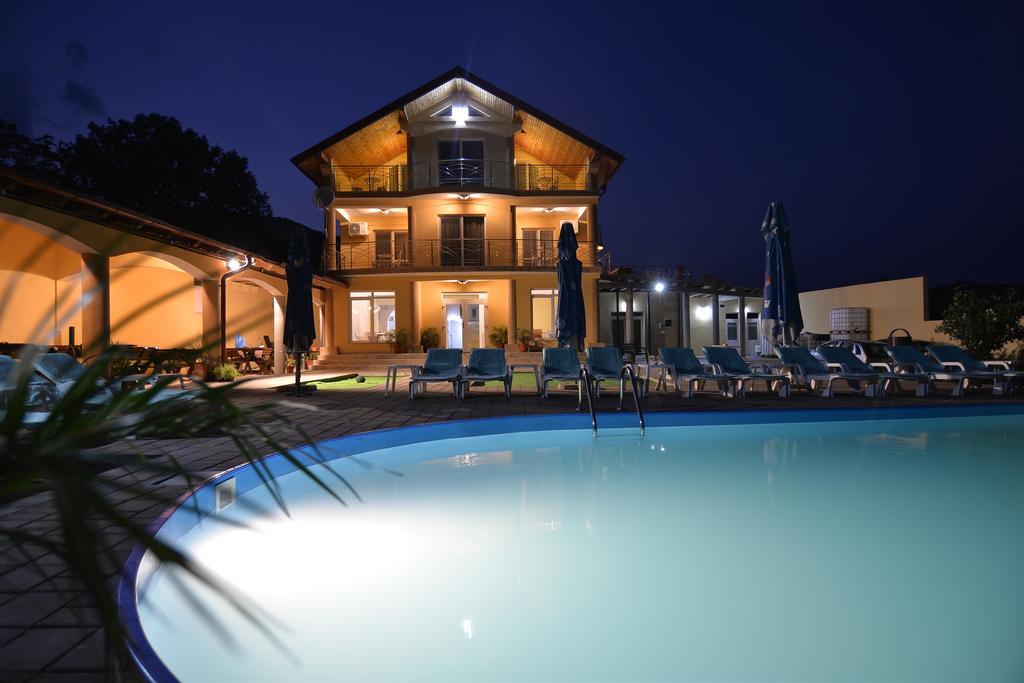 Casa Marina Ξενοδοχείο Ieşelniţa Εξωτερικό φωτογραφία